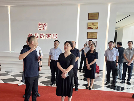 蘇州相城區(qū)政協(xié)主席一行走進(jìn)老裁縫家紡